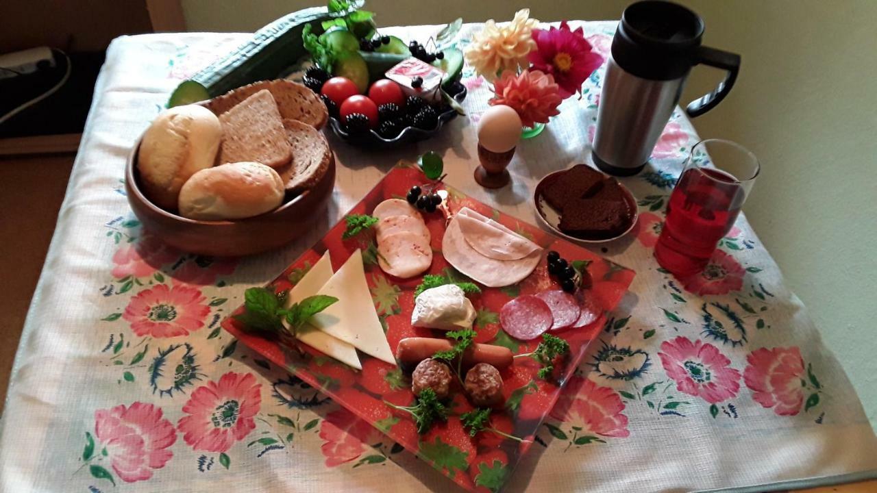 Gaestezimmer Sommer Locktow Buitenkant foto