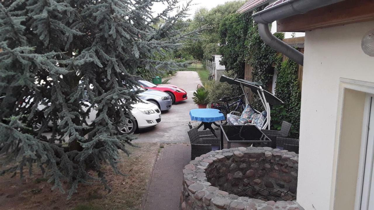 Gaestezimmer Sommer Locktow Buitenkant foto